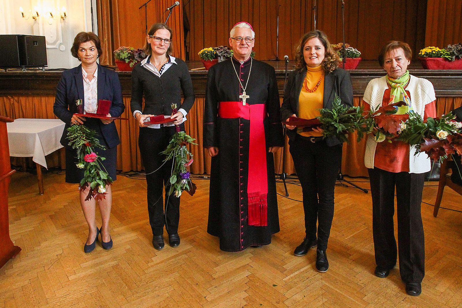 Pedagóguskonferenciával és díjátadással ünnepelték Szent Gellért napját